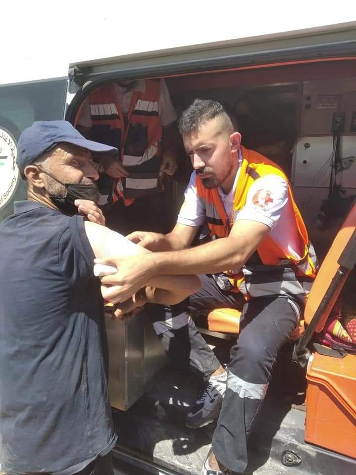 الهلال الأحمر : 84 اصابة في مواجهات جبل صبيح بينها 8 بالرصاص الحي