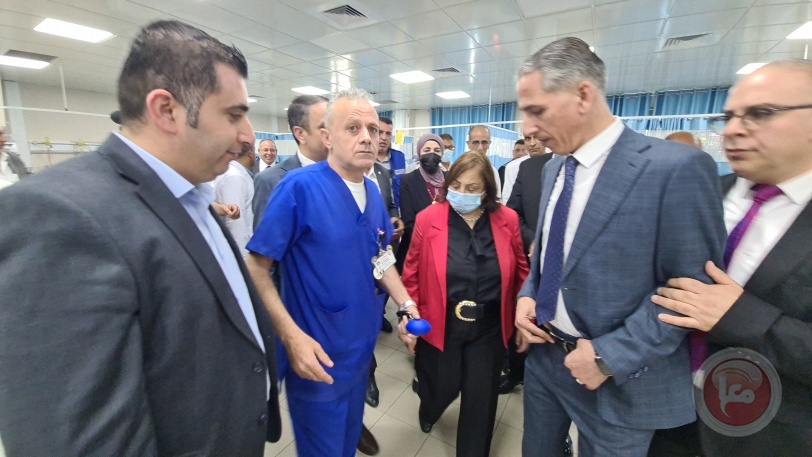وزيرة الصحة تفتتح قسم الطوارئ الجديد في مستشفى الخليل الحكومي