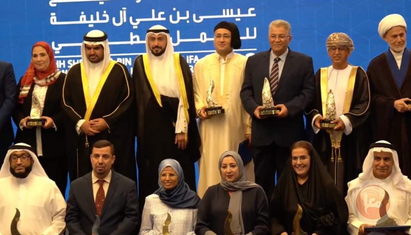 رئيس جامعة القدس يستحق تكريم جائزة الشيخ عيسى بن علي آل خليفة للعمل التطوعي