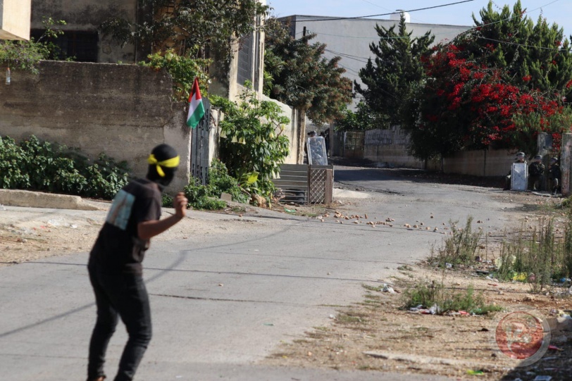إصابة شاب بالرصاص والعشرات بالاختناق خلال قمع مسيرة كفر قدوم (صور)