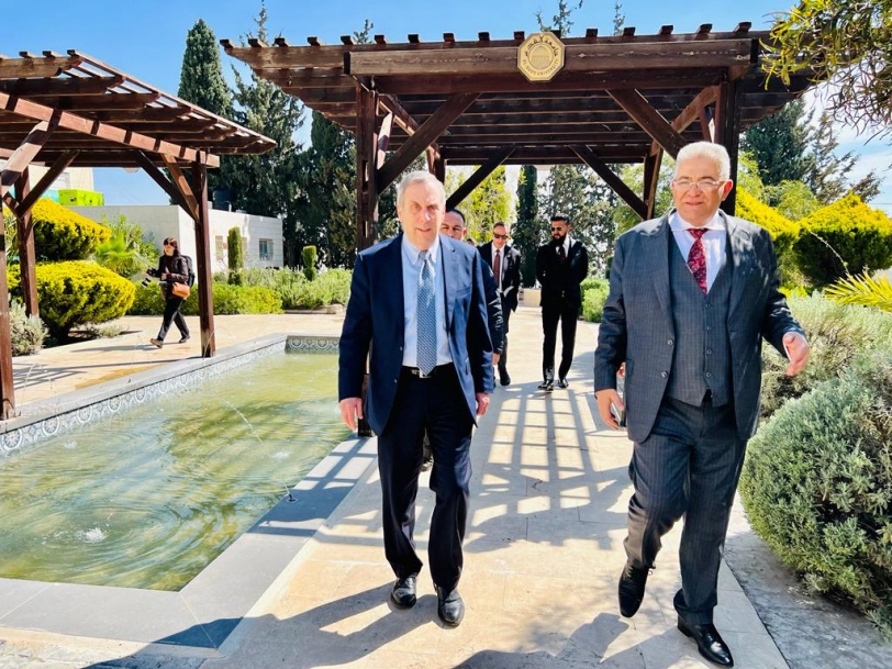 رئيس جامعة القدس يستقبل رئيس هارفارد الأمريكية في زيارته الأولى إلى جامعة فلسطينية