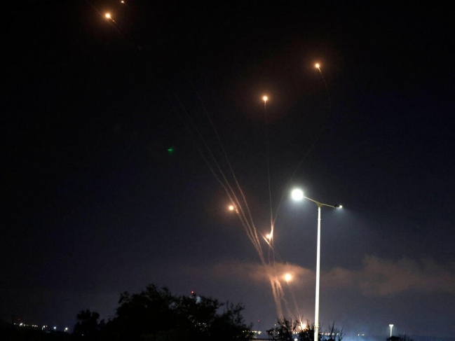 Rockets fired towards the Golan landed in Jordan and Syria