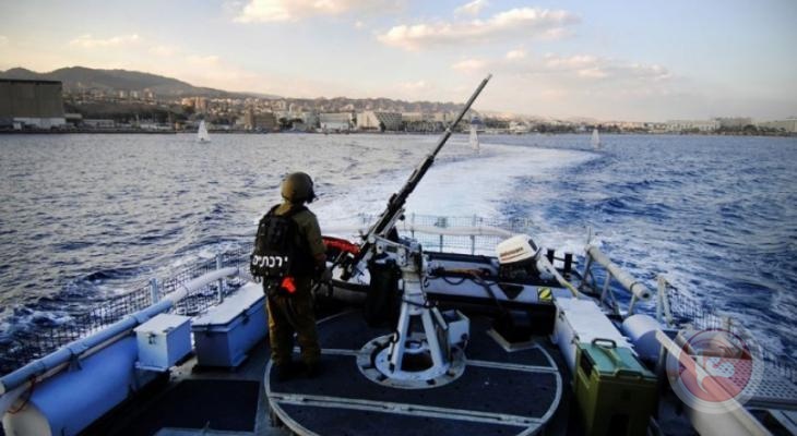 The Israeli navy targets fishermen in the southern Gaza Strip
