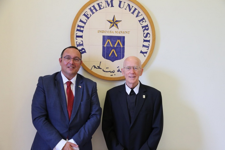 سفير مالطا في فلسطين في زيارة لجامعة بيت لحم لبحث سبل التعاون