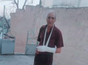 An elderly man sustained fractures and bruises as a result of an attack by settlers in Kafr al-Dik