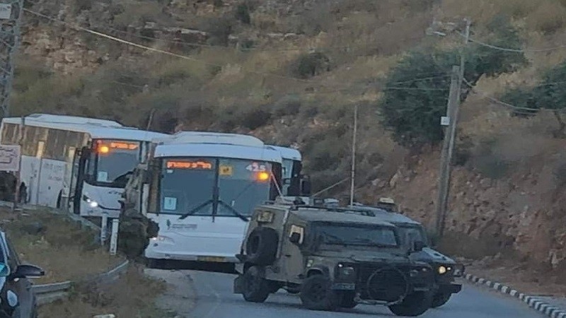 Settlers storm the Al-Badhan area near Nablus