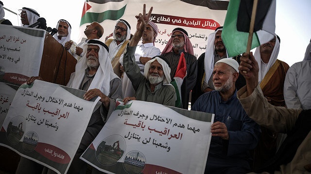 Gaza..Dozens of citizens are in solidarity with the people of Al-Araqib village