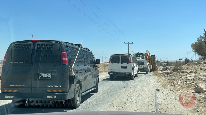The occupation notifies the suspension of work in 6 inhabited houses south of Hebron
