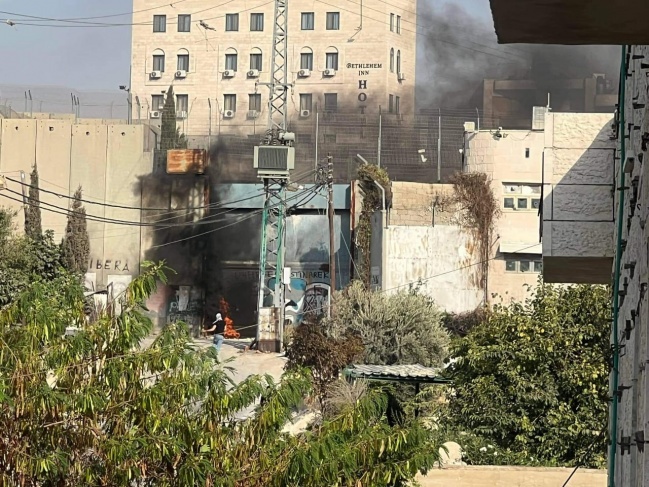 Clashes erupt with the occupation in Aida refugee camp, north of Bethlehem