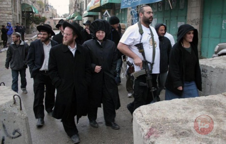 القدس: مستوطنون يعتدون على تجار البلدة القديمة بغاز الفلفل