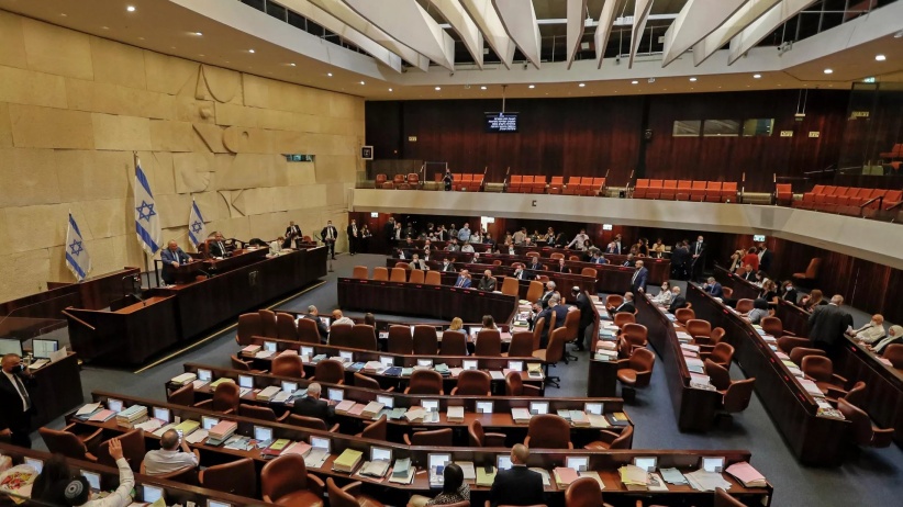 An Israeli minister opposes the agreement with Lebanon unless it is presented to the Knesset