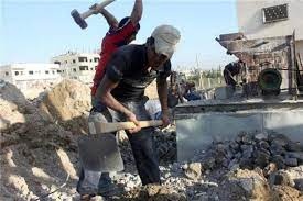 نقابات العمال: نحو 84 ألف عامل بغزة يتقاضون 700 شيقل شهريًا