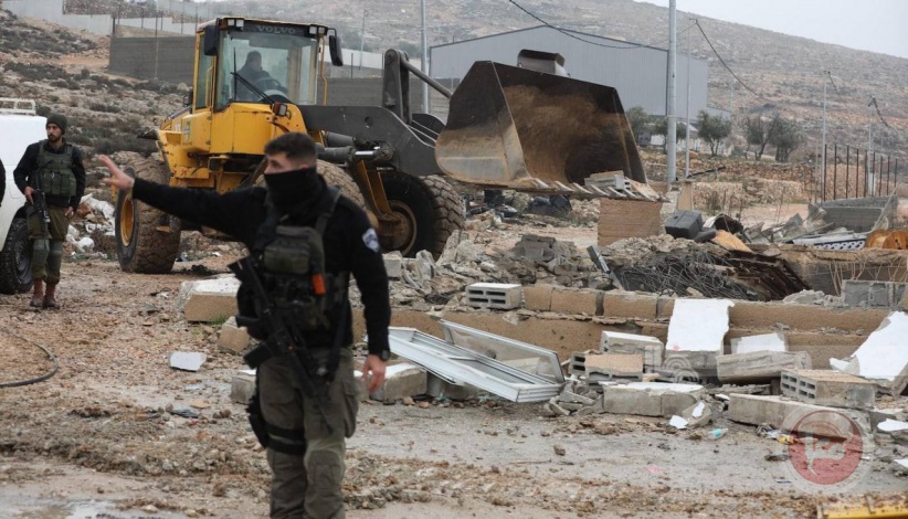 The occupation demolishes a workshop south of Hebron