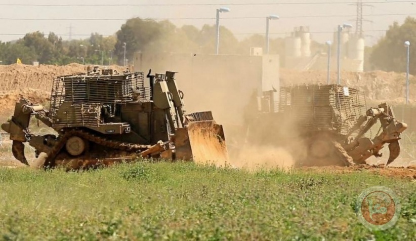 A limited incursion of the occupation bulldozers into the southern Gaza Strip