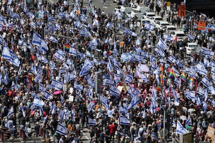 Renewed demonstrations and street closures in Israel