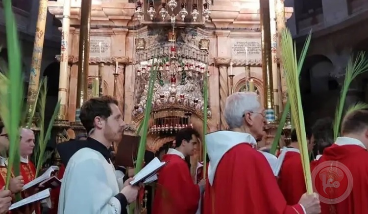 Western Christian churches in Bethlehem celebrate Palm Sunday