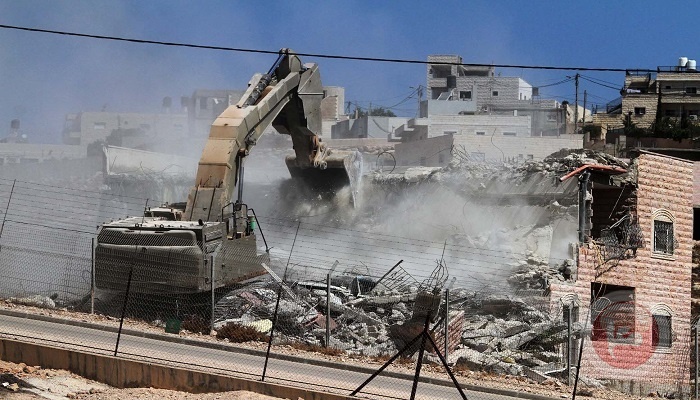 The occupation notifies the demolition of a house under construction in Al-Nuwaimeh