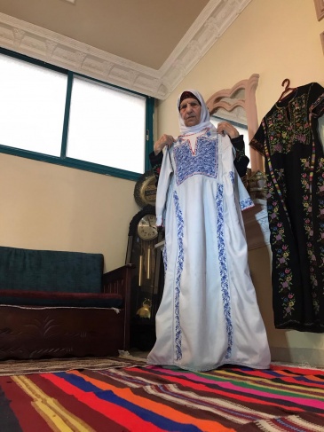 On the anniversary of the Nakba: Maryam Al-Najjar owns a dress older than the age of Israel