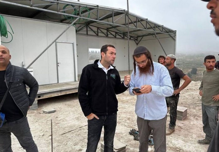 The occupation is rushing to complete the construction of the “Homesh” settlement.  Amid attacks by settlers