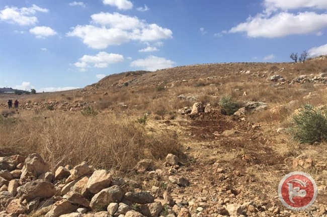 An Israeli decision to renew the confiscation of 16 dunums west of Nablus
