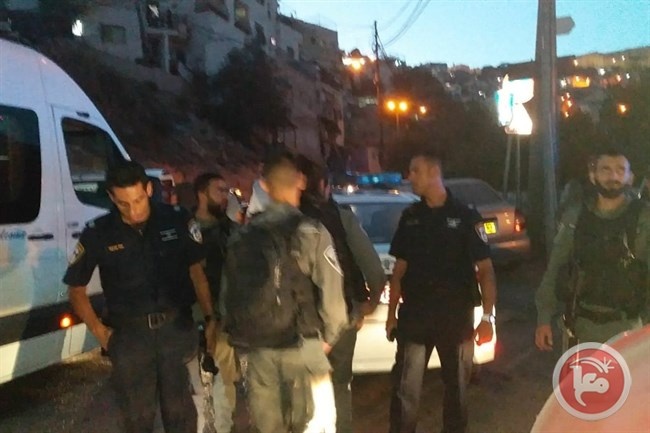 The occupation arrests a Jerusalemite