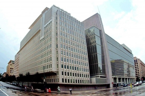 البنك الدولي: أوميكرون قد يسبب سيناريو أسوأ من تباطؤ الاقتصاد العالمي
